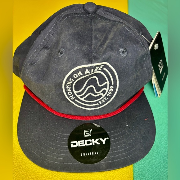 Decky Floating On Aire Navy Cap with Red Trim New with Tags - Picture 1 of 12